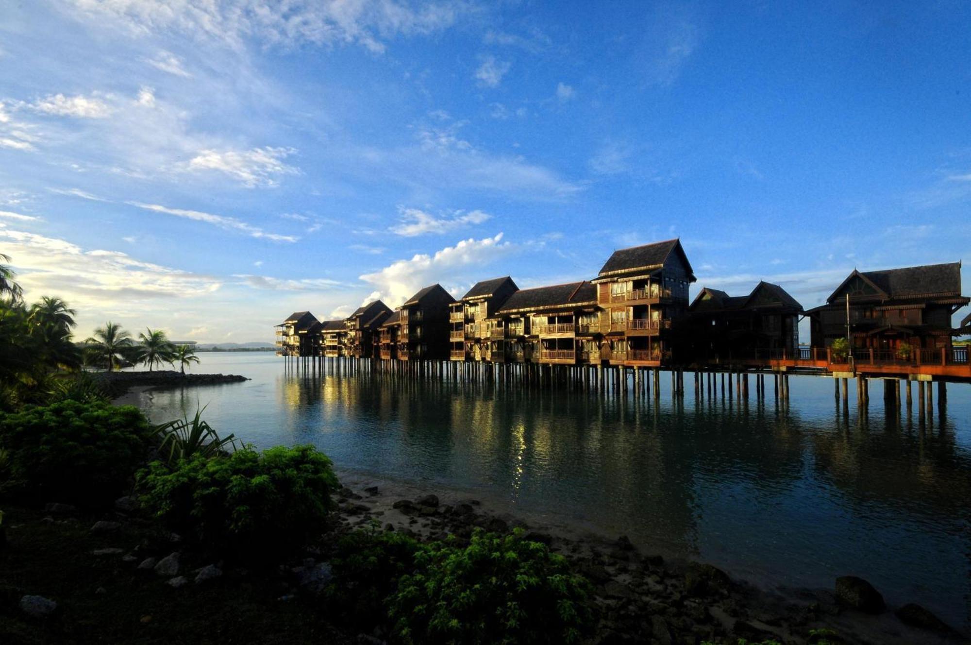 Ombak Villa Langkawi Pantai Cenang  Buitenkant foto