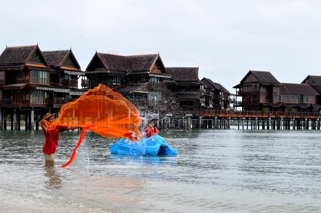 Ombak Villa Langkawi Pantai Cenang  Buitenkant foto