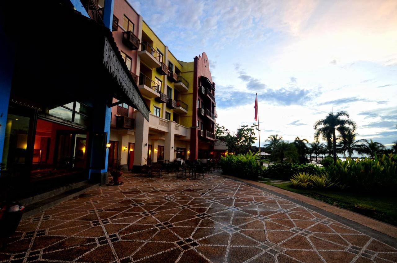 Ombak Villa Langkawi Pantai Cenang  Buitenkant foto